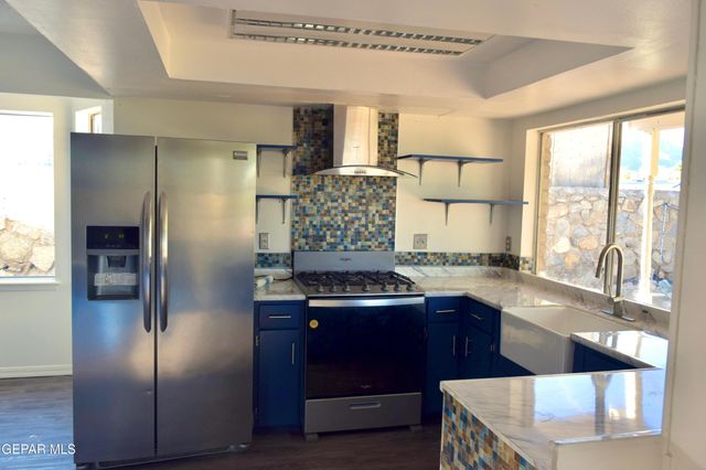 4613 SUN VALLEY Drive, El Paso, TX 79924