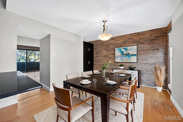 670 Coeur De Royale Drive C, Creve Coeur, MO 63141