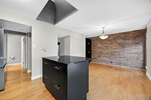 670 Coeur De Royale Drive C, Creve Coeur, MO 63141