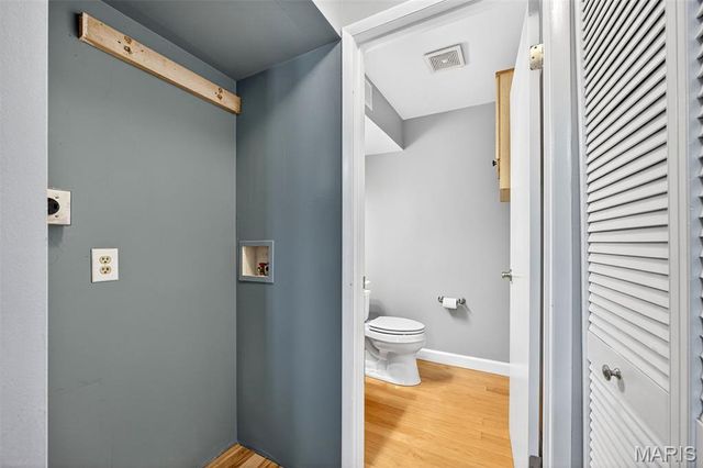 670 Coeur De Royale Drive C, Creve Coeur, MO 63141