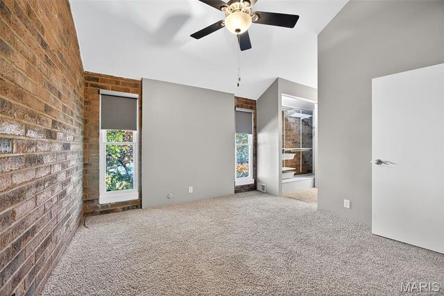 670 Coeur De Royale Drive C, Creve Coeur, MO 63141