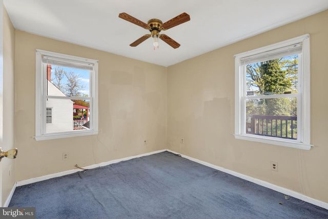 5441 TAUSSIG RD, Bladensburg, MD 20710
