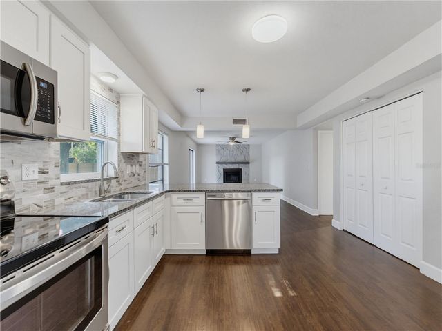 414 STILL MEADOWS CIRCLE E, Palm Harbor, FL 34683