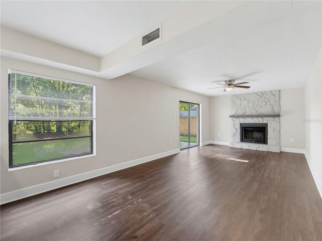 414 STILL MEADOWS CIRCLE E, Palm Harbor, FL 34683