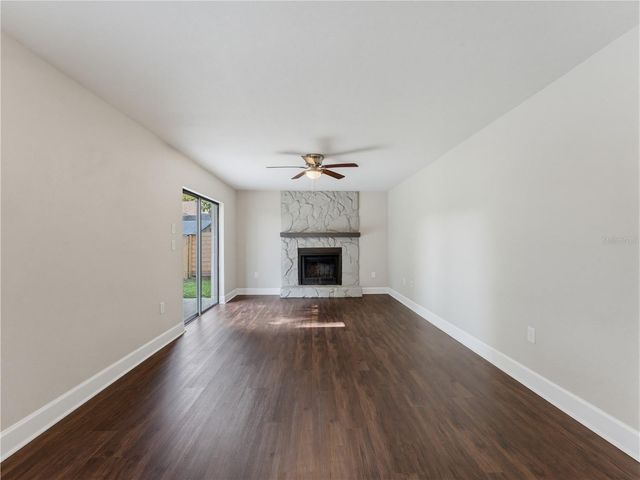 414 STILL MEADOWS CIRCLE E, Palm Harbor, FL 34683