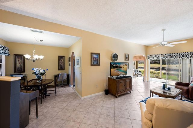 5590 GOLF POINTE DRIVE 5590, Sarasota, FL 34243