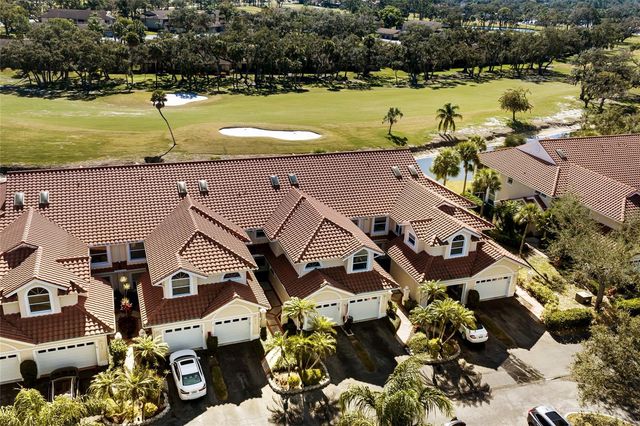 5590 GOLF POINTE DRIVE 5590, Sarasota, FL 34243