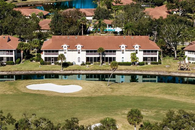 5590 GOLF POINTE DRIVE 5590, Sarasota, FL 34243