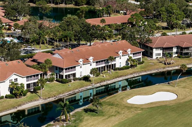 5590 GOLF POINTE DRIVE 5590, Sarasota, FL 34243