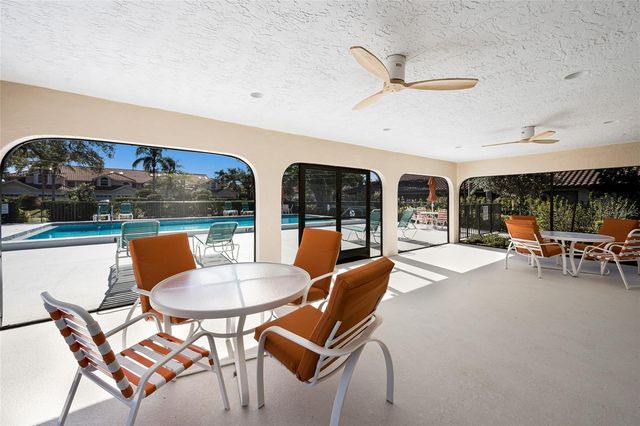 5590 GOLF POINTE DRIVE 5590, Sarasota, FL 34243