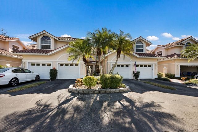 5590 GOLF POINTE DRIVE 5590, Sarasota, FL 34243