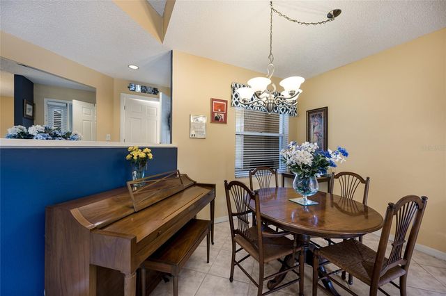 5590 GOLF POINTE DRIVE 5590, Sarasota, FL 34243