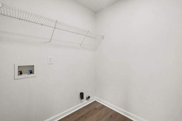2904 Schoolside St, Murfreesboro, TN 37128