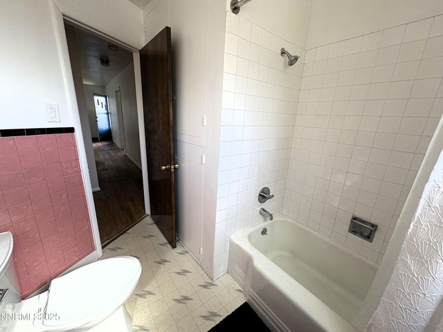 230 Glenmanor Drive, Reno, NV 89509