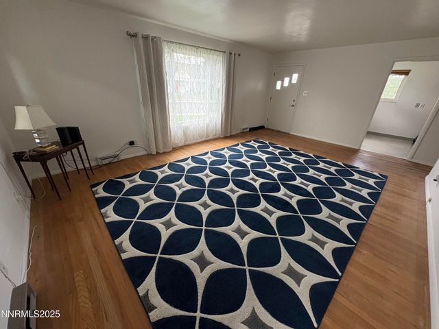 230 Glenmanor Drive, Reno, NV 89509