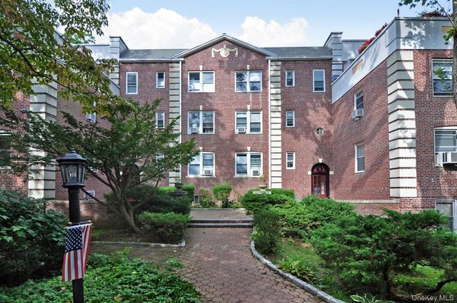 822 Palmer Road 3B, Bronxville, NY 10708