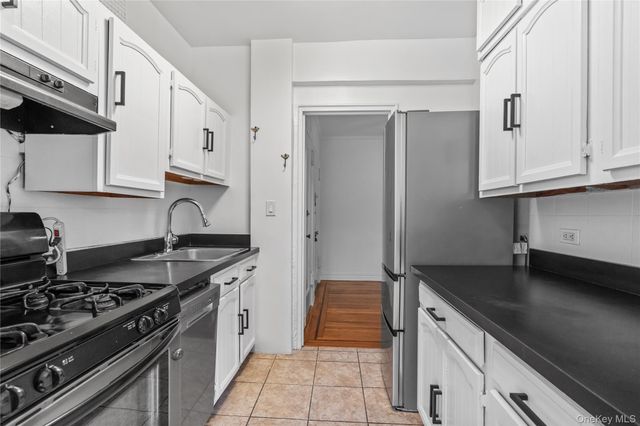 822 Palmer Road 3B, Bronxville, NY 10708