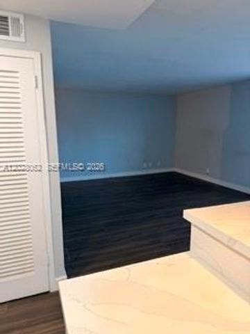 2200 E Hallandale Beach Blvd 303, Hallandale Beach, FL 33009