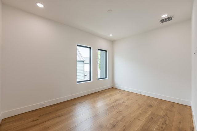 7006 Schiller Street, Houston, TX 77055