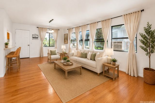 95-349 Kuahelani Avenue B-2, Mililani, HI 96789