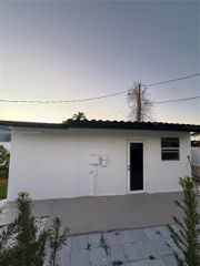 9633 SW 11th Ter, Miami, FL 33174