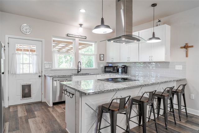 2703 San Gabriel Drive, Granbury, TX 76048