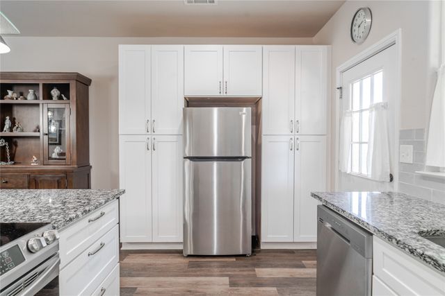 2703 San Gabriel Drive, Granbury, TX 76048