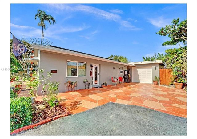 381 NE 42nd St, Oakland Park, FL 33334