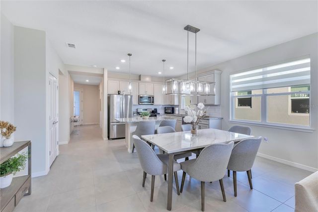 2434 N CLIFF WAY, St Cloud, FL 34771