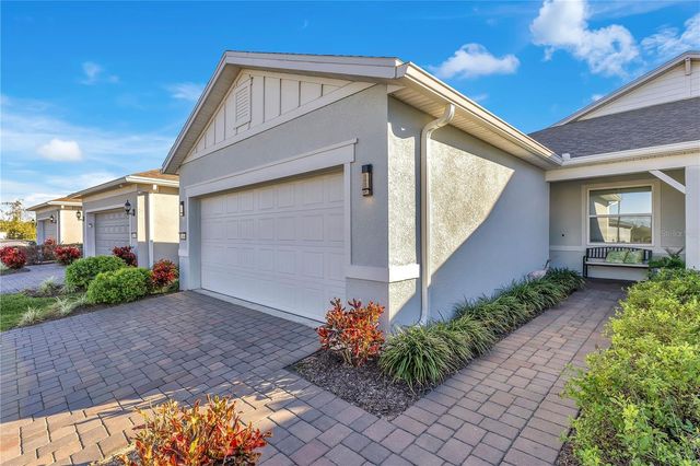 2434 N CLIFF WAY, St Cloud, FL 34771