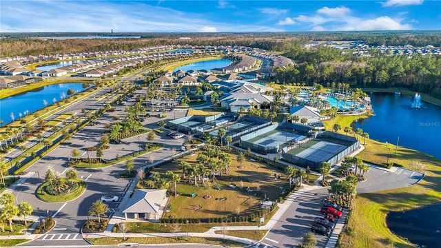 2434 N CLIFF WAY, St Cloud, FL 34771