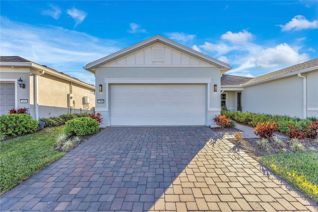 2434 N CLIFF WAY, St Cloud, FL 34771