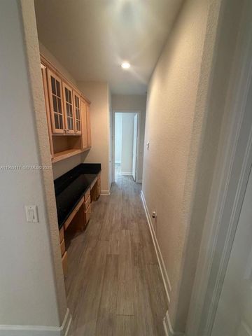 7061 NW 113 CT 7061, Doral, FL 33178