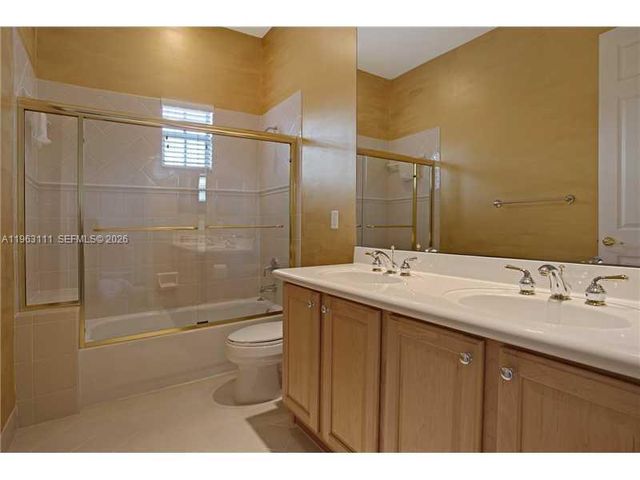 7061 NW 113 CT 7061, Doral, FL 33178