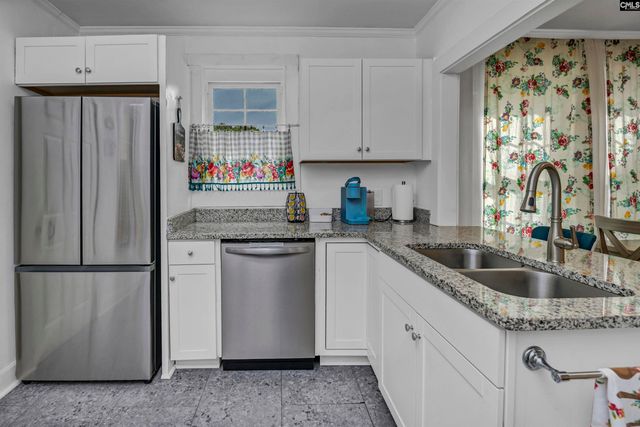 1020 Naples Avenue, Cayce, SC 29033