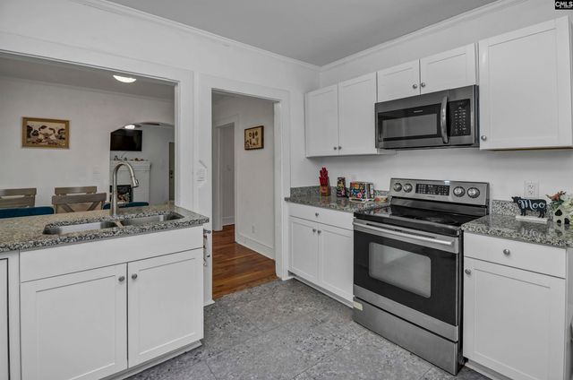 1020 Naples Avenue, Cayce, SC 29033