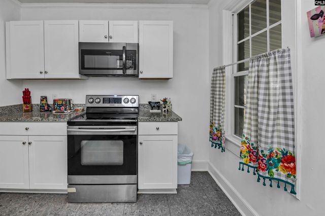 1020 Naples Avenue, Cayce, SC 29033