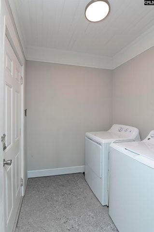 1020 Naples Avenue, Cayce, SC 29033