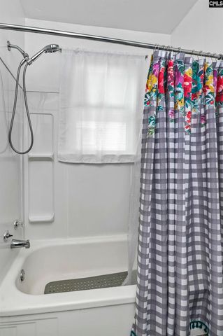 1020 Naples Avenue, Cayce, SC 29033