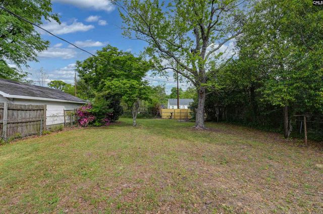 1020 Naples Avenue, Cayce, SC 29033