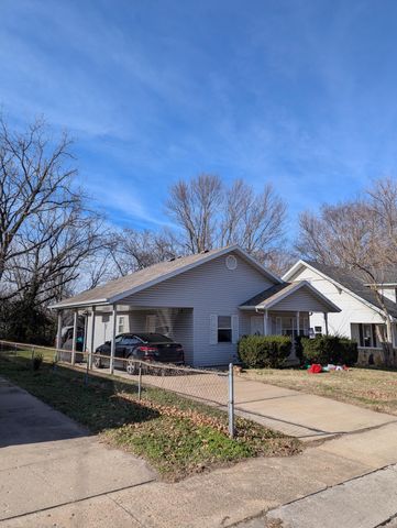 2117 N Lexington Avenue, Springfield, MO 65803