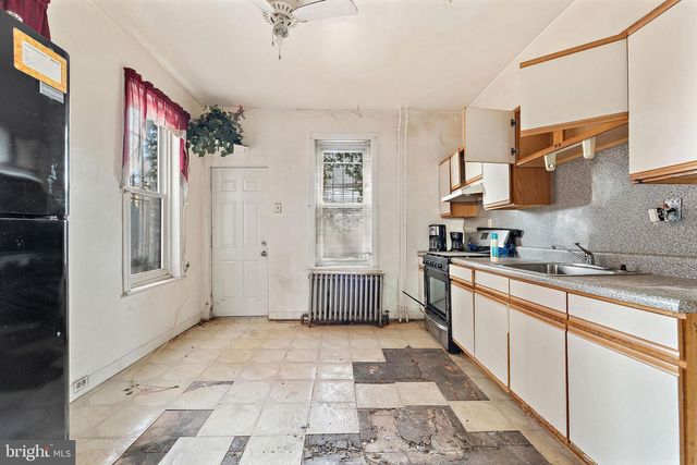 920 NEWTON AVE, Camden, NJ 08103