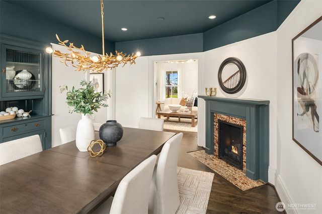 4004 Washington Avenue W, Seattle, WA 98199