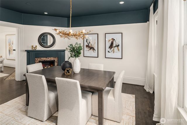 4004 Washington Avenue W, Seattle, WA 98199