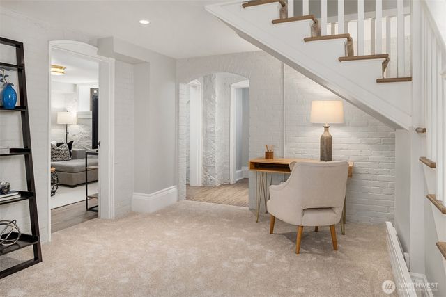 4004 Washington Avenue W, Seattle, WA 98199