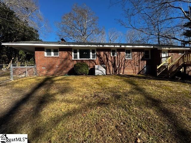 106 Woodview Drive, Laurens, SC 29360