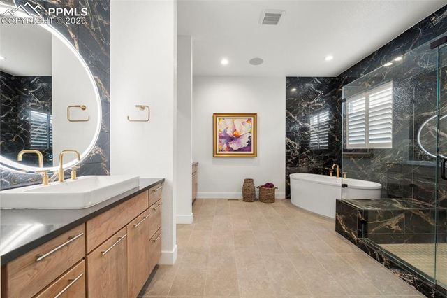 3324 Skywatch Heights, Colorado Springs, CO 80904