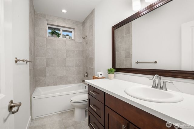 8431 Viewcrest Lane SE, Olympia, WA 98501