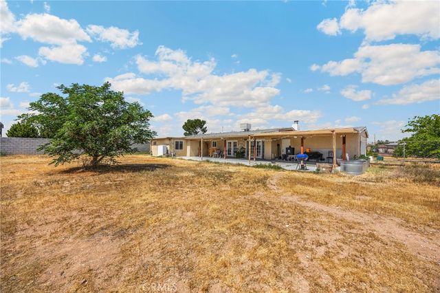 14975 Gayhead, Apple Valley, CA 92307