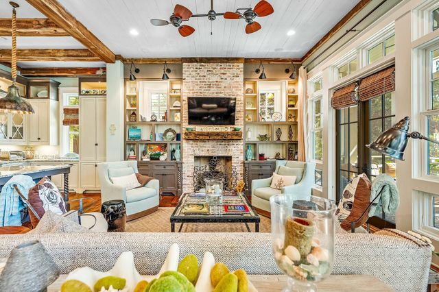 69 W Yacht Pond Lane, Watersound, FL 32461